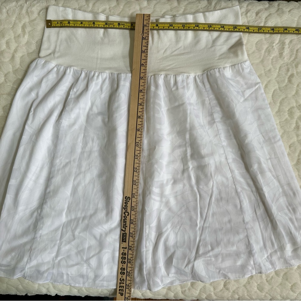 Elegant White Skirt